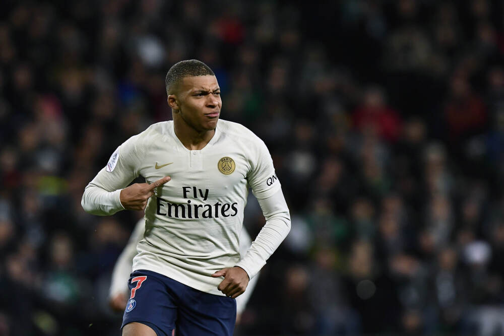 《教师生成式人工智能应用指引》发布  教师该怎么干？